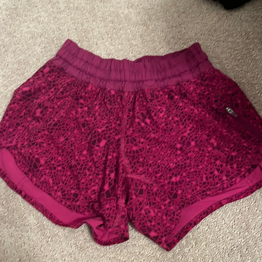 Lululemon Track that short